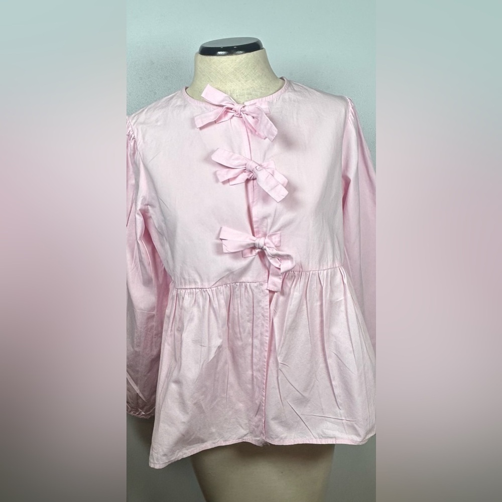 Coquette Girl, Feminine Pink Bow-Accent Long Sleeve Top. Size Small.